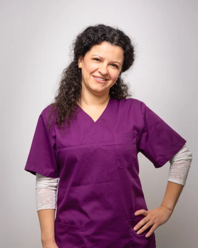 Frau Santos, Zahnmedizinische Fachangestellte